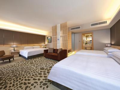 سان وی پیرامید تاور ایست