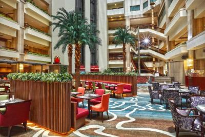 هاوارد پلازا هتل تیپی