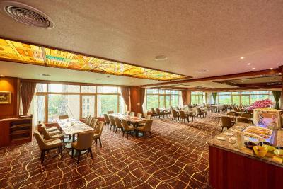 هاوارد پلازا هتل تیپی