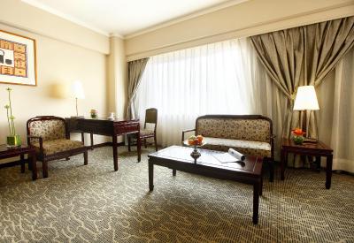 هاوارد پلازا هتل تیپی