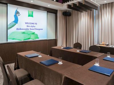 آیبیس آمابسودر سئول گنگنم