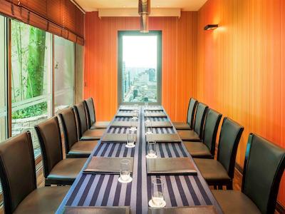 آیبیس آمابسودر سئول گنگنم