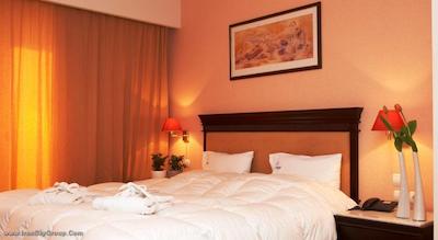 تروپیکال هتل