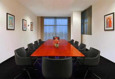 شرایتون میلان مالپنسا ایرپورت هتل اند کانفرنس سنتر