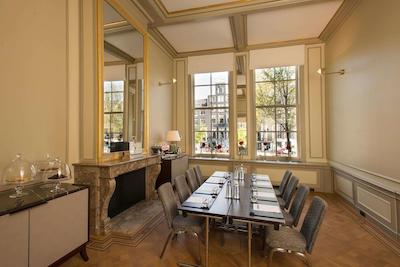 والدورف آستوریا آمستردام