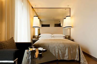 استارهتل اکو