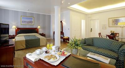 تئوکسنیا پالاس هتل