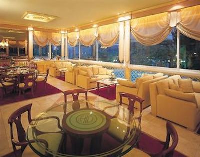 تئوکسنیا پالاس هتل