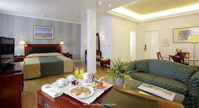 تئوکسنیا پالاس هتل