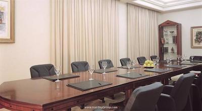 تئوکسنیا پالاس هتل