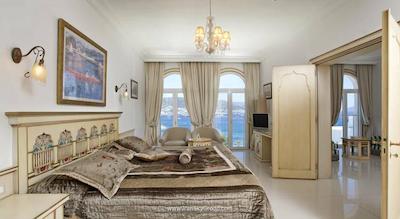 سالماکیس ریزورت اند اسپا