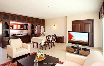 سالماکیس ریزورت اند اسپا