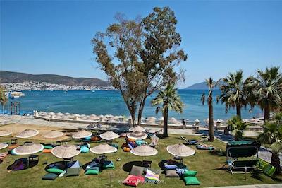 سالماکیس ریزورت اند اسپا