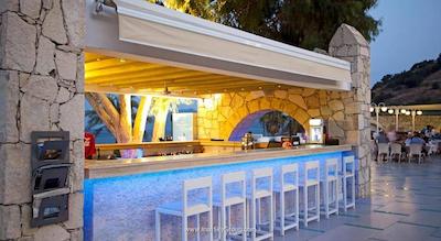 سالماکیس ریزورت اند اسپا