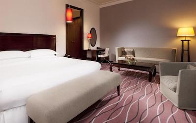 شرایتون پراگ چارلز اسکوئر