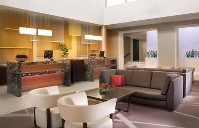 شرایتون پراگ چارلز اسکوئر