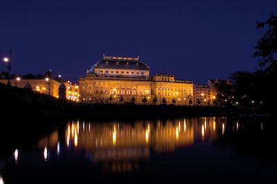 شرایتون پراگ چارلز اسکوئر