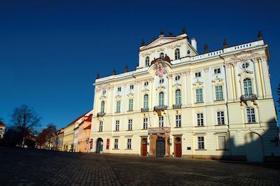 شرایتون پراگ چارلز اسکوئر