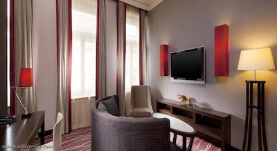 شرایتون پراگ چارلز اسکوئر