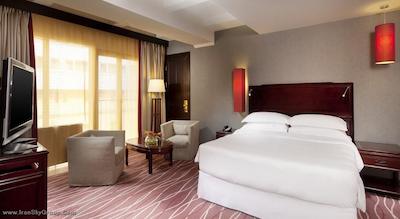 شرایتون پراگ چارلز اسکوئر