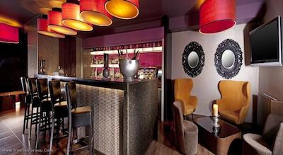 شرایتون پراگ چارلز اسکوئر