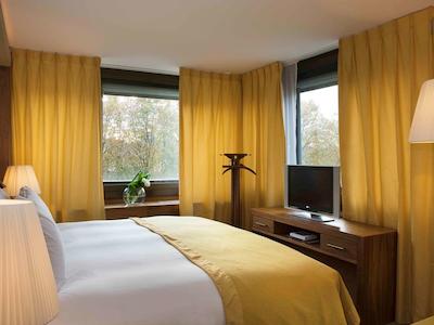 سوفیتل لیون بلکور