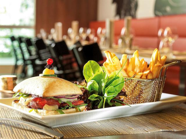 سوفیتل لیون بلکور