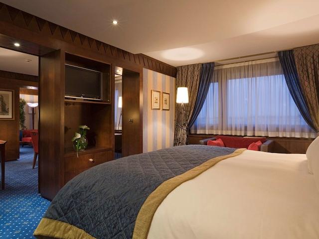 سوفیتل لیون بلکور