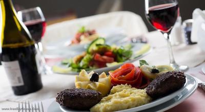 دلفی‌ آرت هتل