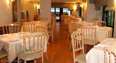 دلفی‌ آرت هتل