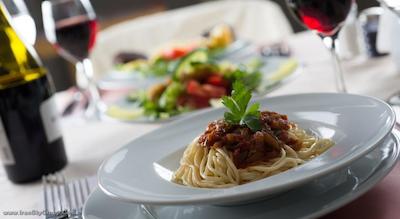 دلفی‌ آرت هتل