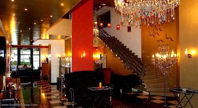 دلفی‌ آرت هتل