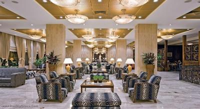 دیوانی پالاس آکروپلیس