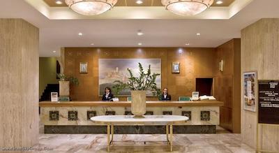 دیوانی پالاس آکروپلیس