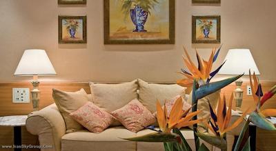 دیوانی پالاس آکروپلیس