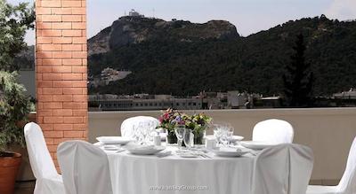 ایروتل استراتس وسیلیکوس هتل