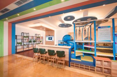 رامادا پلازا ایوو