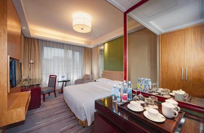 رامادا پلازا ایوو