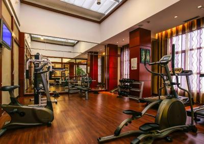 رامادا پلازا ایوو