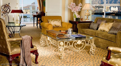 د تیبل بی