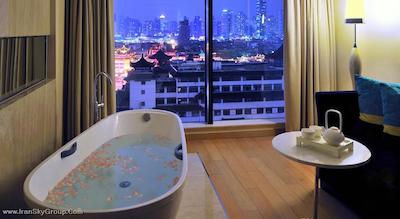 رنسانس شانگهای یویوان گاردن