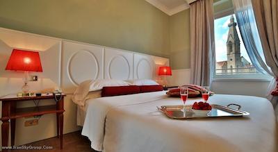 پلازا لوکچسی