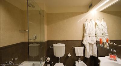 پلازا لوکچسی