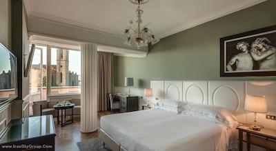 پلازا لوکچسی