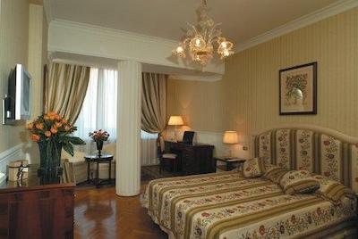 پلازا لوکچسی