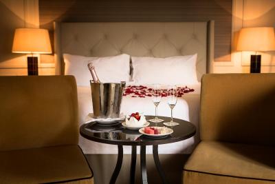 ترینن پالاس ورسای