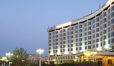 رادیسون اسلاوجنسکاجا-اسلاوینسکایا