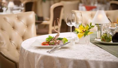 رادیسون اسلاوجنسکاجا-اسلاوینسکایا