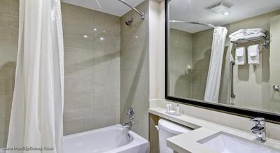 ترولج تورنتو ایست