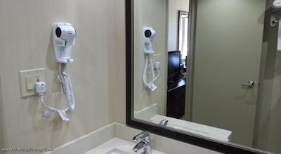 ترولج تورنتو ایست